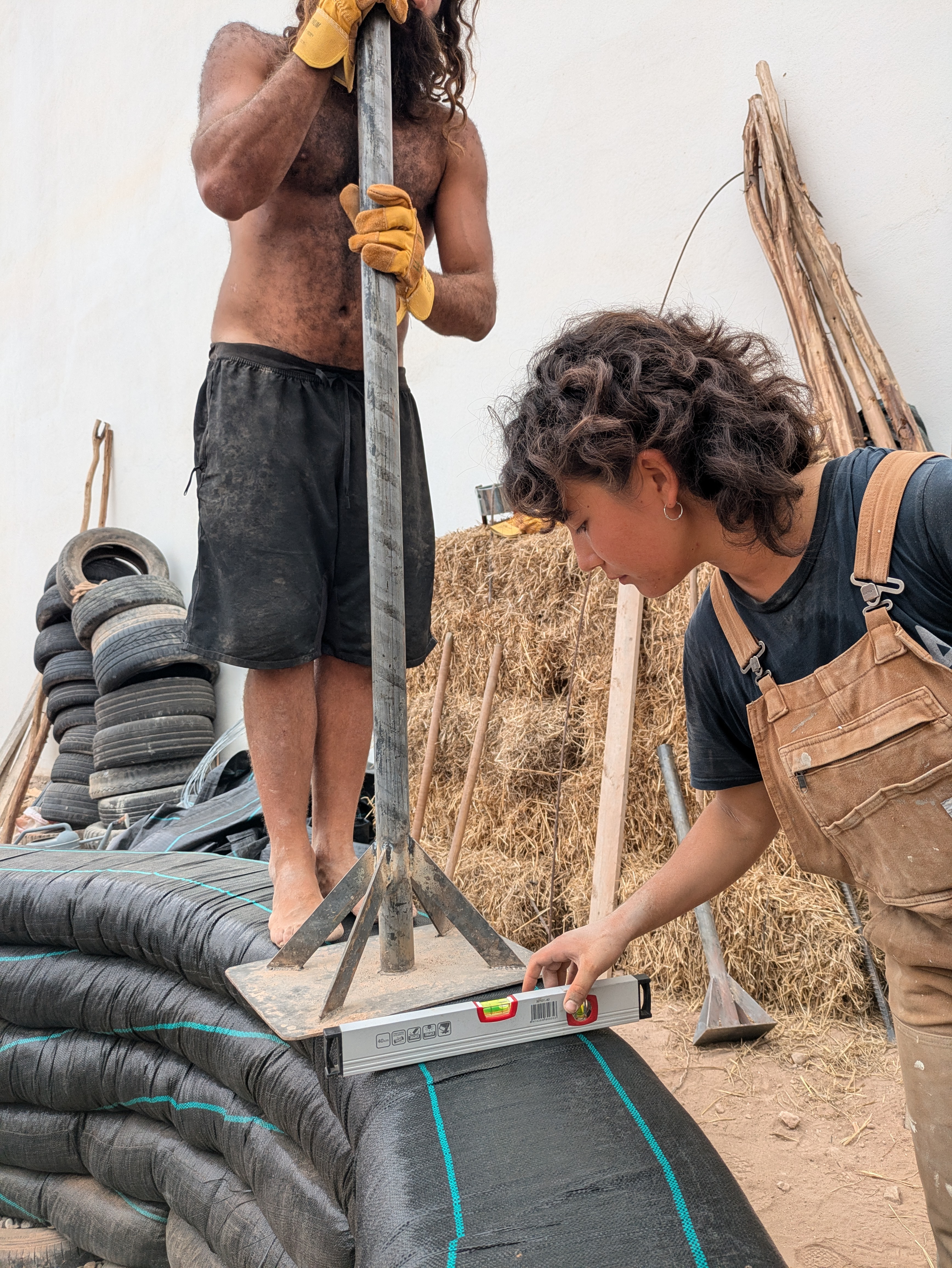 Formation superadobe ecodome en France